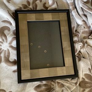 Burnes picture frame with velvet back for 5” x7”